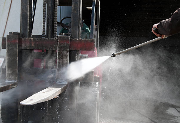 Best Graffiti Removal  in White Cloud, MI